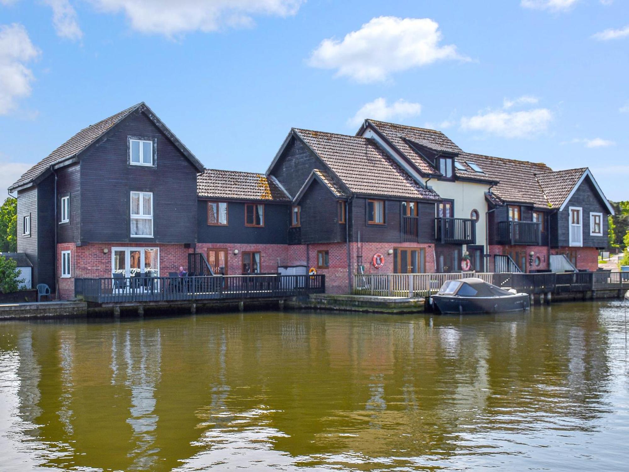 Lilys Cottage Роксем Екстер'єр фото
